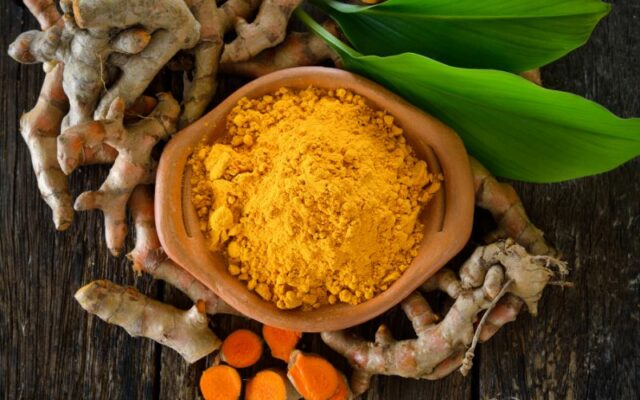 9 công dụng thần kỳ của tinh bột nghệ đối với sức khỏe