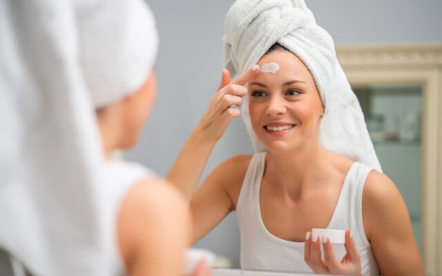 5 mẹo dưỡng da căng mịn, ẩm mượt mà bạn có thể chưa biết