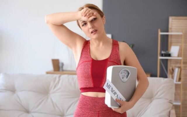 Giảm cân tuổi mãn kinh: Bí quyết cho phụ nữ U40-U50