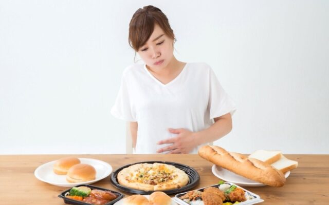 Phân biệt no thật và no giả – Bí quyết kiểm soát khẩu phần ăn